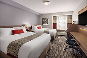 Microtel Inn & Suites by Wyndham Kirkland Lake
