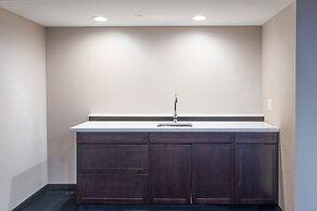 Western Star All Suites Signature Hotel