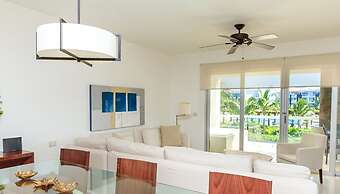 Mareazul by Stella Rentals