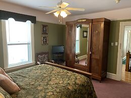 Come From Away B&B Inn