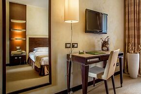 Les Fleurs Luxury House