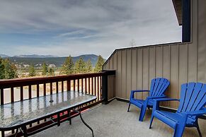 Radium Vacation Rental 3 Bedroom Townhome with Views