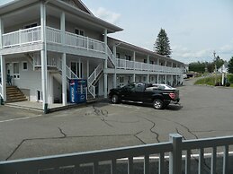 Hill Top Motel & Restaurant