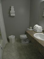 Hill Top Motel & Restaurant