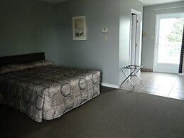 Hill Top Motel & Restaurant