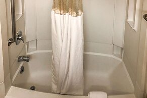 Rodeway Inn Joint Base Andrews Area