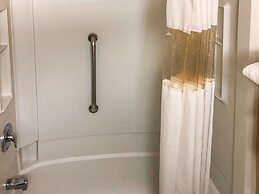 Rodeway Inn Joint Base Andrews Area