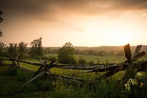 Laura's Bed & Breakfast