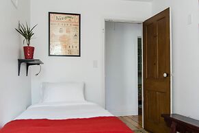 Laura's Bed & Breakfast