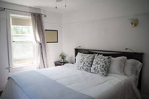 Laura's Bed & Breakfast