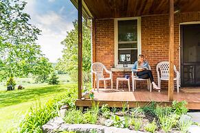 Laura's Bed & Breakfast