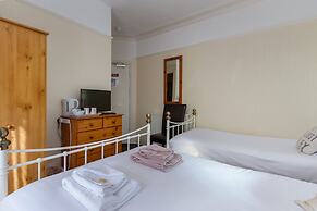 The Beechcliffe Hotel - Over 35's Only