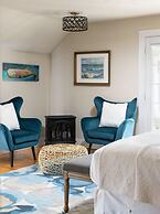 Captain Freeman Inn