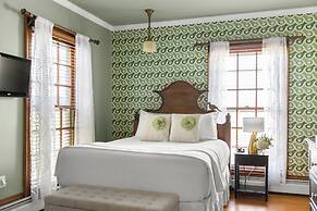 Captain Freeman Inn