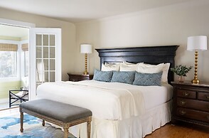 Captain Freeman Inn