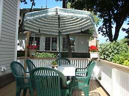 Downtown Bed And Breakfast