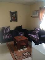 De Lawrence Court & Suites