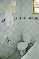 De Lawrence Court & Suites