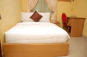 De Lawrence Court & Suites
