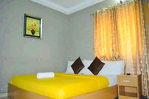 De Lawrence Court & Suites