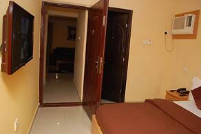 De Lawrence Court & Suites