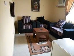De Lawrence Court & Suites