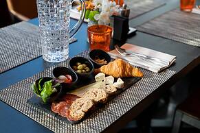 BERDS Hotel Chisinau - MGallery Collection