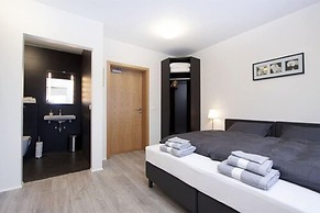 Kef Guesthouse by Keflavík airport