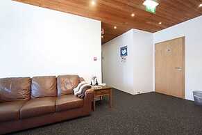 Kef Guesthouse by Keflavík airport