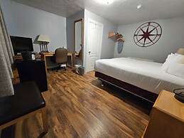 Capt.'s Inn & Suites