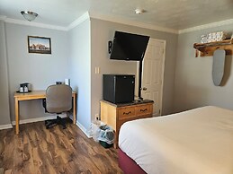 Capt.'s Inn & Suites
