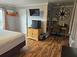 Capt.'s Inn & Suites
