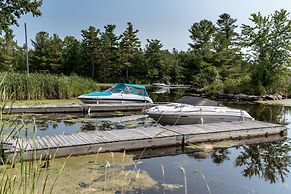 Capt.'s Inn & Suites