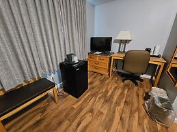 Capt.'s Inn & Suites
