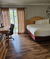 Capt.'s Inn & Suites