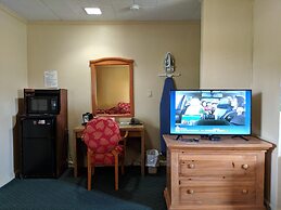 Cheerio Inn - Glennville