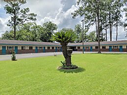 Cheerio Inn - Glennville