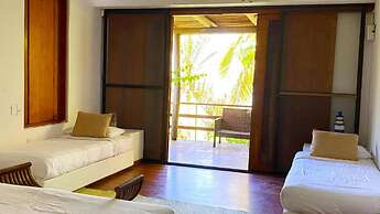 Hotel Acantilado de la Tierra