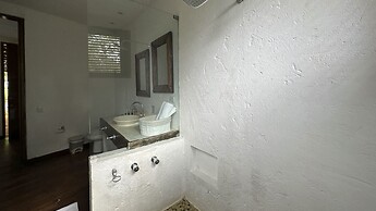 Hotel Acantilado de la Tierra