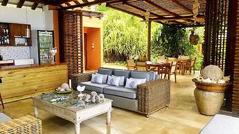 Hotel Acantilado de la Tierra