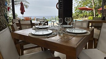 Hotel Acantilado de la Tierra