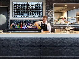 Mercure Sunshine Coast Kawana Waters