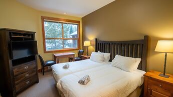 Timberline Lodges by Fernie Lodging Co