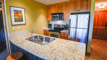 Timberline Lodges by Fernie Lodging Co