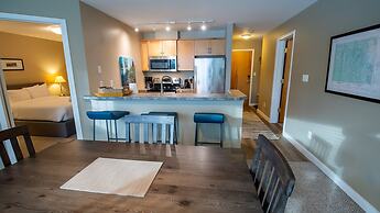 Timberline Lodges by Fernie Lodging Co