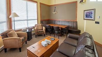 Timberline Lodges by Fernie Lodging Co