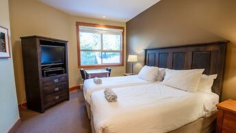 Timberline Lodges by Fernie Lodging Co