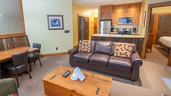 Timberline Lodges by Fernie Lodging Co