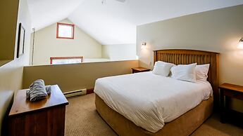 Timberline Lodges by Fernie Lodging Co