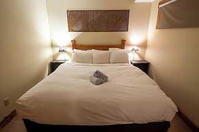 Timberline Lodges by Fernie Lodging Co